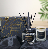 Maßgefertigtes Modernes Einfaches Flammenloses 100ml Reed-Diffusor 100g Kerzen-Geschenkset Heim-Hochzeitsdekoration Toiletten-Deodorant