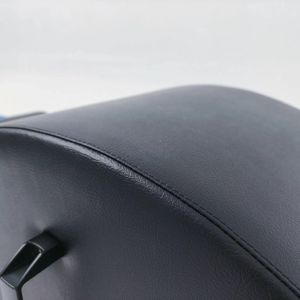 Correttore Spinale per Pilates Multifunzione in Pelle Microfibra con Maniglia, Nero, per Uso Commerciale in Studio - Product Image 5