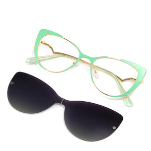 Lunettes de soleil pour femmes 2-en-1 avec monture en métal magnétique œil de chat, verres polarisés TAC UV400, anti-lumière bleue - Product Image 5