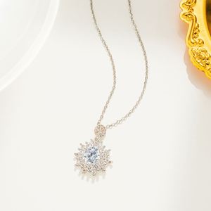 Conjunto de Collar y Pendientes de Acero de Titanio con Zirconia, Diseño de Girasoles y Copos de Nieve Románticos, para Boda Nupcial - Product Image 4