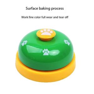 Herramienta interactiva de entrenamiento para mascotas | Campana de <span class=keywords><strong>clic</strong></span> para perros para entrenamiento de orinal y llamadas de comidas, diseño de pata de prensa fácil para cachorros y perros pequeños - Product Image 3