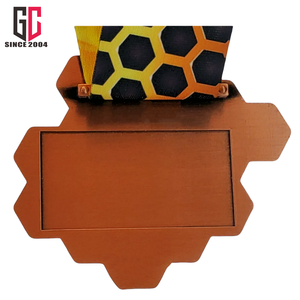 Medali sarang lebah mengeja kustom pabrik 15 tahun 2 - Product Image 3