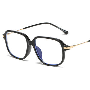 Qianai - Monturas de Gafas Rectangulares Tr90 Medianas con Protección Anti Luz Azul para Mujer - Product Image 4