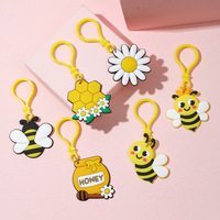 Vente en gros de porte-clés abeille jaune en PVC porte-clés personnalisés porte-clés et chaînes porte-clés pour enfants cadeaux amusants de style populaire