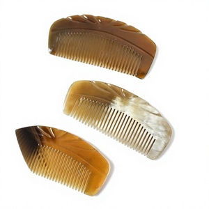 Peine de Cuerno de Búfalo Hecho a Mano, Forma Ovalada Natural, Tallado, Imitación Antigua, Duradero, Artículo de Colección, Artesanía - Product Image 1
