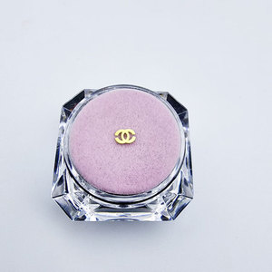 Kit professionnel de bijoux dentaires, formes géométriques variées, plaqué or 18 carats et options lumineuses, préféré par les dentistes - Product Image 6