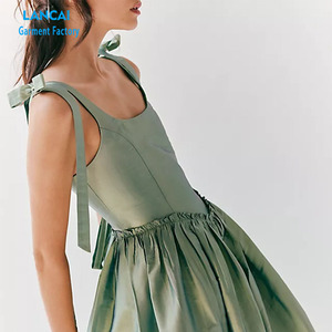 Robe longue pour femmes Styles de satin de haute qualité Vêtements de soirée pour filles Conception de cors de dos personnalisée - Product Image 3