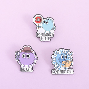 Pins de solapa de esmalte blando con células inmunitarias: Célula T reguladora, Célula NK, Célula dendrítica. Insignias científicas para biólogos. - Product Image 1