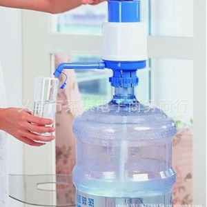 Dispensador de Agua Portátil, Bomba Manual de Plástico, 24x12x12cm, Uso Doméstico - Product Image 2