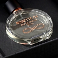 Boîte à parfum rigide noire magnétique sur mesure de luxe, style livre, ouverture latérale, présentation pour emballage de parfum personnalisé