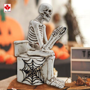 Estatua de <span class=keywords><strong>esqueleto</strong></span> de resina sentada en el inodoro jugando con el teléfono móvil para la decoración del hogar - Product Image 5