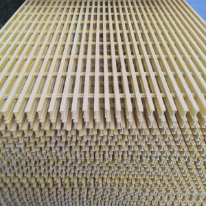 ตะแกรง FRP ป้องกันไฟและป้องกันการกัดกร่อนพร้อมบริการตัดสำหรับใช้ในอุตสาหกรรม - Product Image 1