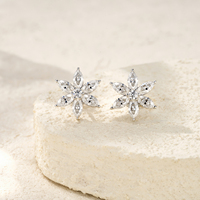 Anting-anting Produk Terlaris Model Marquise Potongan D Warna Moissanite Bentuk Bunga Anting-anting Stud Perak Sterling 925 Perhiasan Pernikahan Pengantin