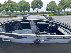 Barres transversales en aluminium <span class=keywords><strong>de</strong></span> galerie <span class=keywords><strong>de</strong></span> <span class=keywords><strong>toit</strong></span> <span class=keywords><strong>de</strong></span> couleur noire Offre Spéciale pour le modèle <span class=keywords><strong>3</strong></span> <span class=keywords><strong>de</strong></span> <span class=keywords><strong>Tesla</strong></span> - Product Image 5