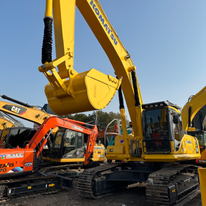 Excavadoras Komatsu PC350, PC400, PC450, de gran tamaño, 35 toneladas, 40 toneladas, 45 toneladas, excavadoras de orugas de segunda mano. - Product Image 1