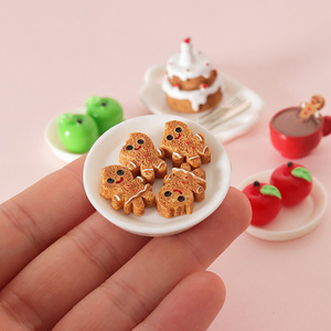 Dollhouse Creative Christmas Apple Cookie Man <strong>Miniature</strong> Food Toy Decoration <strong>Miniature</strong> Ornament Small Accessory Model - Product Image 5
