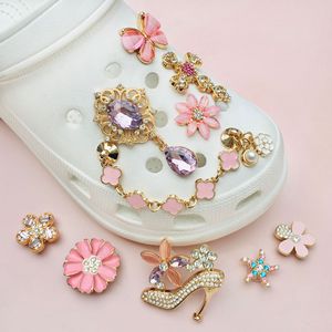 Accessori per Scarpe all'Ingrosso: Ciondoli Decorativi Rimovibili a Cuore Rosa per Zoccoli di Lusso da Ragazza - Product Image 1