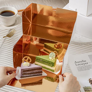 Boîte intérieure carrée estampage or coupée en morceaux Boîte d'emballage pour dessert dim sum Boîte à emporter personnalisée pour <span class=keywords><strong>mousse</strong></span>, pâtisserie, gâteau - Product Image 1