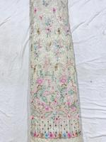 Vêtements les plus vendus pour les occasions spéciales de mariage Matériel de robe Broderie en crêpe de soie pure avec perles tissu importé pour le travail à la main