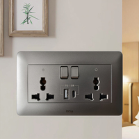 Prise universelle MGA High Standards 250V Twin avec interrupteur et indicateur et hôtel USB Type a & C PD 18W avec logo personnalisé