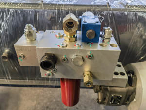 Mesin rem Tekan logam, mesin rem tekan 8 + 1 poros untuk bengkok Stainless Steel 220T lembar - Product Image 5