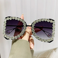 Nouvelle Collection de Lunettes de Soleil De Luxe 2024 avec Logo Personnalisé, Strass et Monture Surdimensionnée pour Femmes