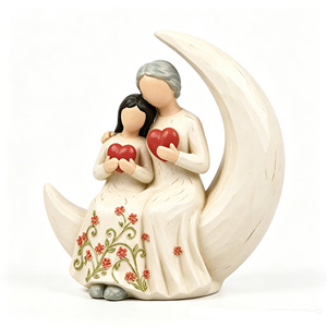 Estatua Personalizada de <span class=keywords><strong>Abuela</strong></span> y Nieta Sentadas en una Luna Creciente, Figura de Resina, Escultura de Amor Familiar, Regalo - Product Image 3