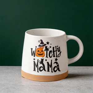 Juego de Tazas de Cerámica de Halloween Witchy Mama - 2 Tazas de Café de 14 oz con Diseño de Calabaza y Gato, Recuerdos para Fiestas Espeluznantes - Product Image 5