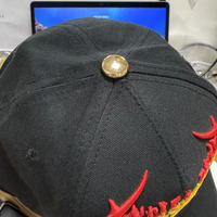 Casquette de baseball en métal bouton rond Rivet Peaked Sport couronne attache pain forme chapeau accessoires