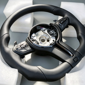 Volant de voiture en stock pour <span class=keywords><strong>BMW</strong></span> Série 3 Série 5 Sport F10 F20 F30 F32 F36 F80 F82 E90 E91 E92 M3 M4 M5 – <span class=keywords><strong>Prix</strong></span> usine - Product Image 3