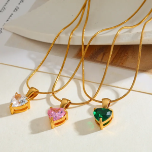 Collar con Colgante en Forma de Corazón de Acero Inoxidable 304 Chapado en Oro de 18K de Lujo con Incrustaciones de Circonita, Cadena de Serpiente Clásica Vintage - Product Image 1