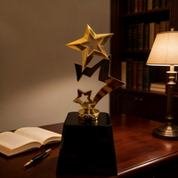 Trophée personnalisé en cristal étoile dorée, design étoile filante créatif, base noire, reconnaissance d'entreprise, reconnaissance des réalisations d'équipe
