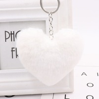 Porte-clés en fourrure personnalisé pas cher TC Luxury, accessoires pour la Saint-Valentin, enfants, femmes, cadeaux promotionnels, jouets, porte-clés en peluche 3D en forme de cœur