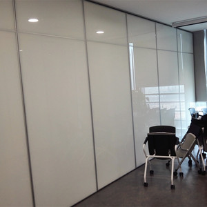 Pareti <span class=keywords><strong>Divisorie</strong></span> Pieghevoli in Alluminio dal Design Moderno, Dimensioni Personalizzabili, per Uffici, Magazzini e Sale Banchetti in Bahrain - Product Image 4