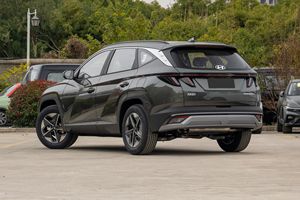 Automóvil Usado Beijing Hyun-dai <span class=keywords><strong>Tucson</strong></span> L LUX <span class=keywords><strong>2023</strong></span>, Clásico, 5 Puertas, 5 Asientos, SUV, <span class=keywords><strong>Vehículo</strong></span> de Combustible 1.5t para Autos Híbridos de 2.0l - Product Image 6