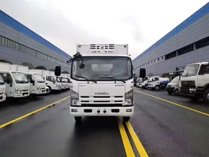 Camión Refrigerado ISUZU KV600 4x2 de 3-5 Toneladas, Camión Frigorífico Pequeño para el Transporte de Mariscos, Carne y Vegetales - Product Image 2