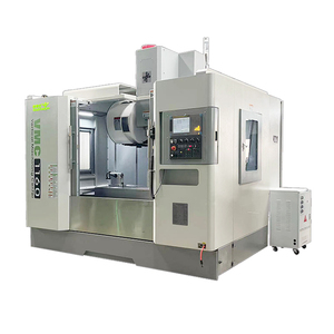 Centre d'usinage CNC VMC1160 avec commande Fanuc, 4/5 axes en option, pour le traitement des métaux - Product Image 1