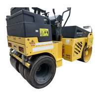 Rouleau compresseur vibrant monocylindre d'occasion de haute qualité, 3 tonnes, Bomag BW115AC, à vendre