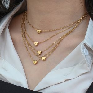 Nuova Collana Personalizzata con Ciondolo a Cuore e Lettera Iniziale in Acciaio Inossidabile Placcato Oro per Donna - Product Image 2
