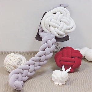 Hecho a mano suave <span class=keywords><strong>Protector</strong></span> de parachoques <span class=keywords><strong>cuna</strong></span> bebé nudo trenzado parachoques - Product Image 5