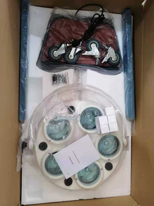 Éclairage chirurgical pour hôpital vétérinaire - <span class=keywords><strong>Lampe</strong></span> halogène portable à 5 trous avec <span class=keywords><strong>pied</strong></span> de sol robuste - Product Image 3