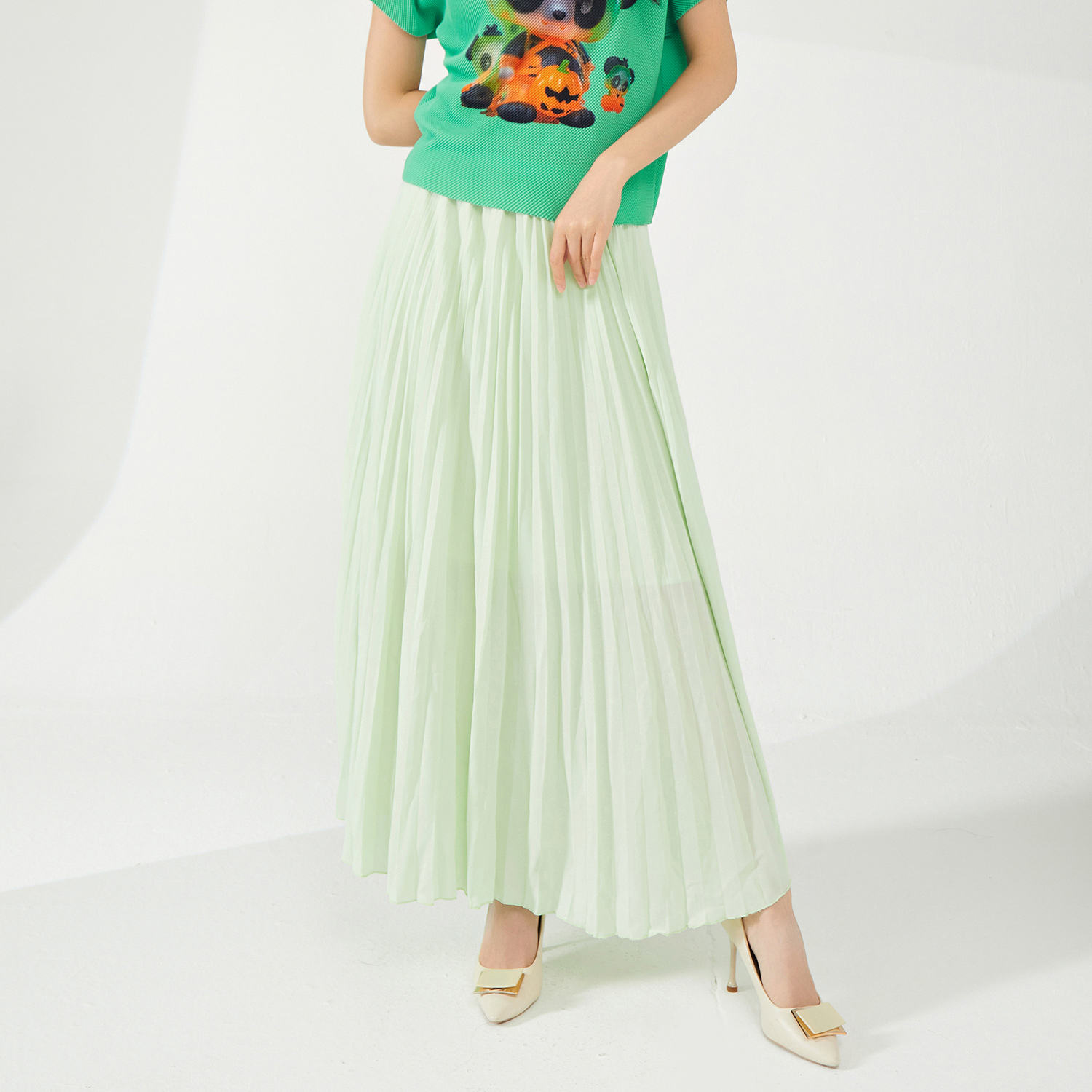 สีเขียว