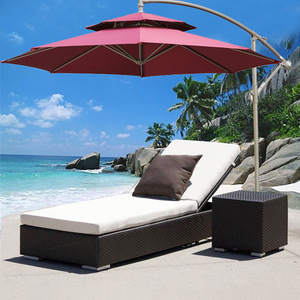 Chaise longue d'extérieur moderne et minimaliste sans accoudoirs en aluminium pour balcon, cour, piscine, plage, avec table basse - Product Image 1