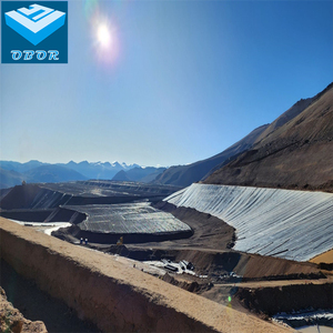 0.3mm <span class=keywords><strong>0.4mm</strong></span> 0.5mm 1.0mm 1.5mm gm13 <span class=keywords><strong>HDPE</strong></span> <span class=keywords><strong>geomembrane</strong></span> cho than điều trị khai thác mỏ Pond Liner - Product Image 2