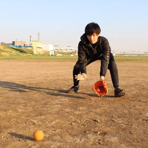 Pelota de béisbol de goma J Earth amarilla - Product Image 4