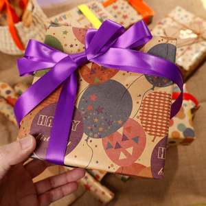 Rollo de papel de regalo Kraft de cumpleaños-80gsm 43x300cm | Embalaje de regalo personalizado al por mayor a granel | Estampado de animales bonitos - Product Image 3