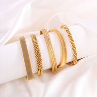 Brazalete Abierto de Malla Tejida Vintage - Brazalete en Forma de C Hipoalergénico y Resistente al Deslustre para Mujer - Personalización con Grabado Láser