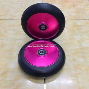 Libre de núcleo hueco blanco y negro cromo Scooter ruedas 110mm truco Scooter neumáticos con cojinete en venta - Product Image 6