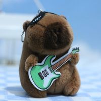 Pendentif Capybara Adorable et Tendance, Figurine en Peluche avec Guitare et Lunettes, Breloque de Sac, Porte-clés 14cm en Polyester PP