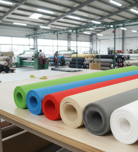 Tela no tejida de PP+PE ligera, transpirable y duradera para aplicaciones versátiles de revestimiento de techos. Origen ID. Asistencia técnica en línea. - Product Image 1